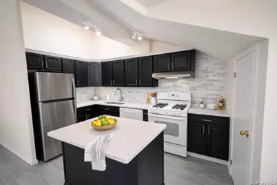 1436 Outlook Avenue #3, Bronx, NY 10465 - Photo 4