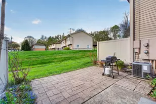 11 Squires Gate, Poughkeepsie, NY 12603 - Photo 36