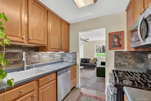 11 Squires Gate, Poughkeepsie, NY 12603 - Photo 14