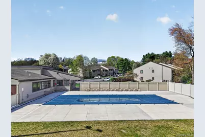 11 Squires Gate #unit B, Poughkeepsie, NY 12603 - Photo 40