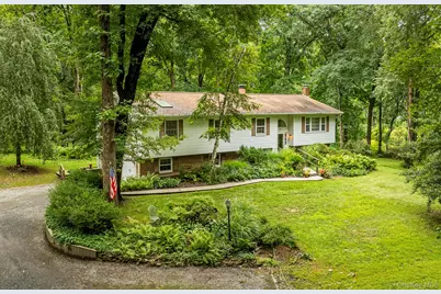 60 Camp Drive, Rhinebeck, NY 12572 - Photo 2