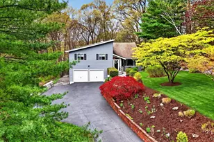25 Dirubbo Dr, Cortlandt Manor, NY 10567 - Photo 2