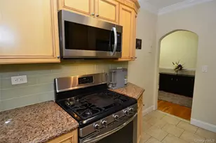 40 Rockledge Rd, Hartsdale, NY 10530 - Photo 8