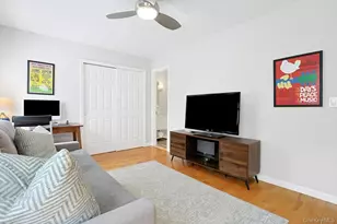 1502 Regent Dr, Mount Kisco, NY 10549 - Photo 20