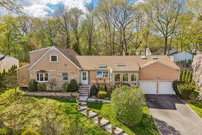 130 Wood Hollow Lane, New Rochelle, NY 10804 - Photo 1