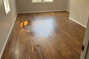 128-15 235th St, Rosedale, NY 11422 - Photo 10