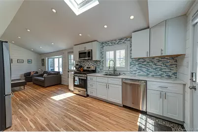 6 Longview Drive, East Quogue, NY 11942 - Photo 6