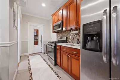 312 Nichols Avenue, Brooklyn, NY 11208 - Photo 14