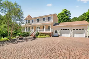 433 Barrett Hill Rd, Mahopac, NY 10541 - Photo 2