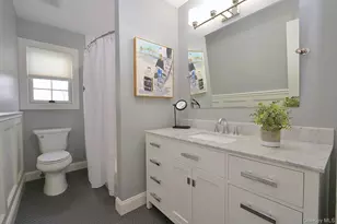 30 Myrtle Ln, Patchogue, NY 11772 - Photo 14
