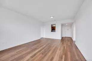300 E Overlook, Port Washington, NY 11050 - Photo 8