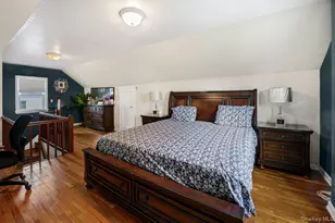 1031 Theodora St, Franklin Square, NY 11010 - Photo 12