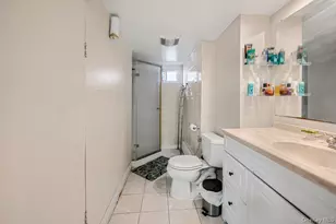 1031 Theodora St, Franklin Square, NY 11010 - Photo 16