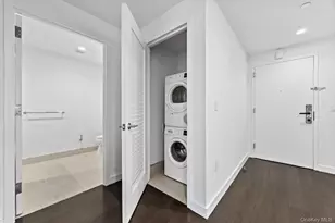 131-03 40th Rd, Flushing, NY 11354 - Photo 8