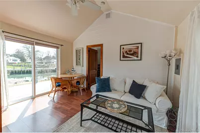 18 Shinnecock Road #4, Hampton Bays, NY 11946 - Photo 2