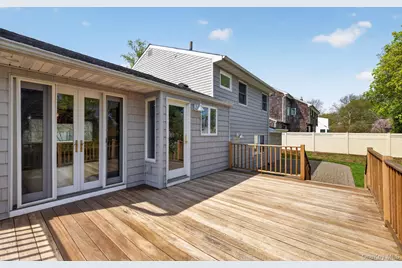 9 Eldridge Place, Glen Cove, NY 11542 - Photo 36