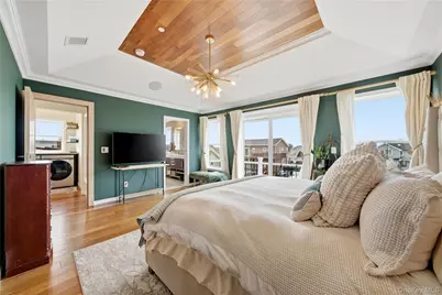 909 S 5th Street, Lindenhurst, NY 11757 - Photo 26