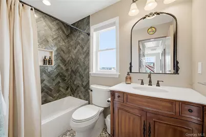 909 S 5th Street, Lindenhurst, NY 11757 - Photo 34
