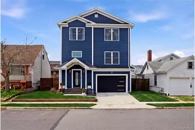 909 S 5th Street, Lindenhurst, NY 11757 - Photo 2