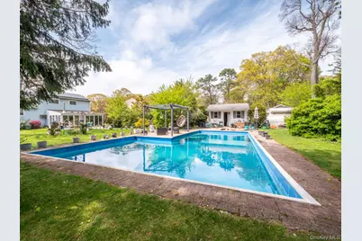 19 Milford Drive, Central Islip, NY 11722 - Photo 38