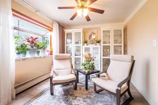 19 Milford Dr, Central Islip, NY 11722 - Photo 6