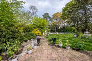 19 Milford Dr, Central Islip, NY 11722 - Photo 36