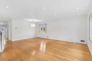 262-57 60th Rd, Little Neck, NY 11362 - Photo 6