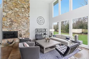 80 Wildwood Dr, Syosset, NY 11791 - Photo 10