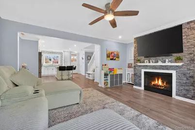5703 Applewood Circle, Carmel, NY 10512 - Photo 8
