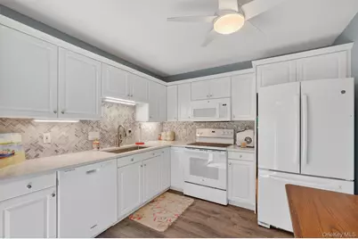 670 Heritage Hills #B, Somers, NY 10589 - Photo 6