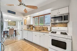 5 Washington Ave, East Islip, NY 11730 - Photo 8