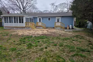 37 Linden Ln, Shirley, NY 11967 - Photo 2