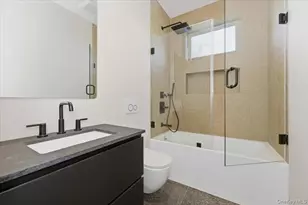 136 Park St, Woodmere, NY 11598 - Photo 28