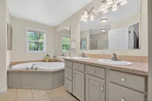 4 Lisa Ln, Hopewell Junction, NY 12533 - Photo 16