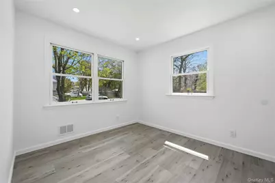 62 Margaret Drive, Coram, NY 11727 - Photo 16