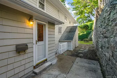 11 Wyndham Road, Scarsdale, NY 10583 - Photo 30