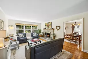 7 Linda Ln, Hampton Bays, NY 11946 - Photo 8