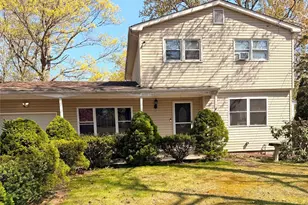13 Hampton Ave, Mastic, NY 11950 - Photo 2