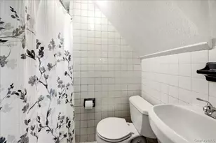 2042 Bogart Ave, Bronx, NY 10462 - Photo 24