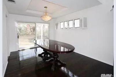 5 Gilbert Road, Great Neck, NY 11024 - Photo 6