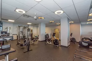 166-25 Powells Cove Blvd, Whitestone, NY 11357 - Photo 18