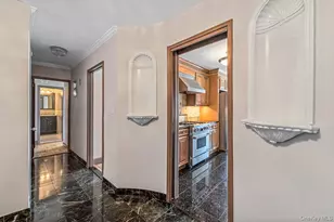 166-25 Powells Cove Blvd, Whitestone, NY 11357 - Photo 34