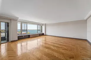 166-25 Powells Cove Blvd, Whitestone, NY 11357 - Photo 20