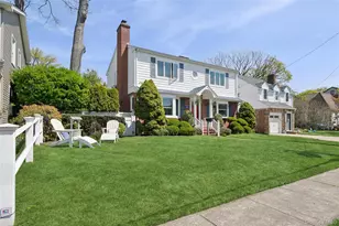 114 Doncaster Rd, Malverne, NY 11565 - Photo 2