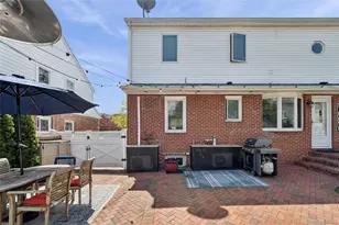 114 Doncaster Rd, Malverne, NY 11565 - Photo 24