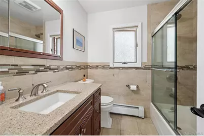 114 Doncaster Road, Malverne, NY 11565 - Photo 12