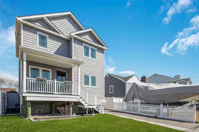 25 Cape Road, Amityville, NY 11701 - Photo 2