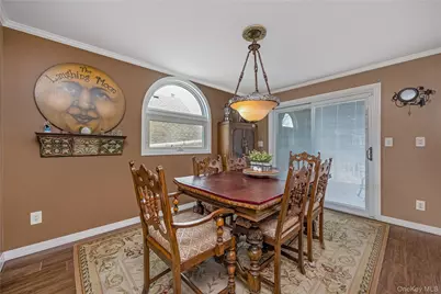 25 Cape Road, Amityville, NY 11701 - Photo 8