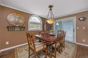 25 Cape Rd, Amityville, NY 11701 - Photo 8