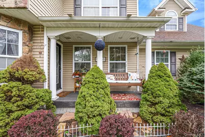 17 Holmes Avenue, Eastport, NY 11941 - Photo 4